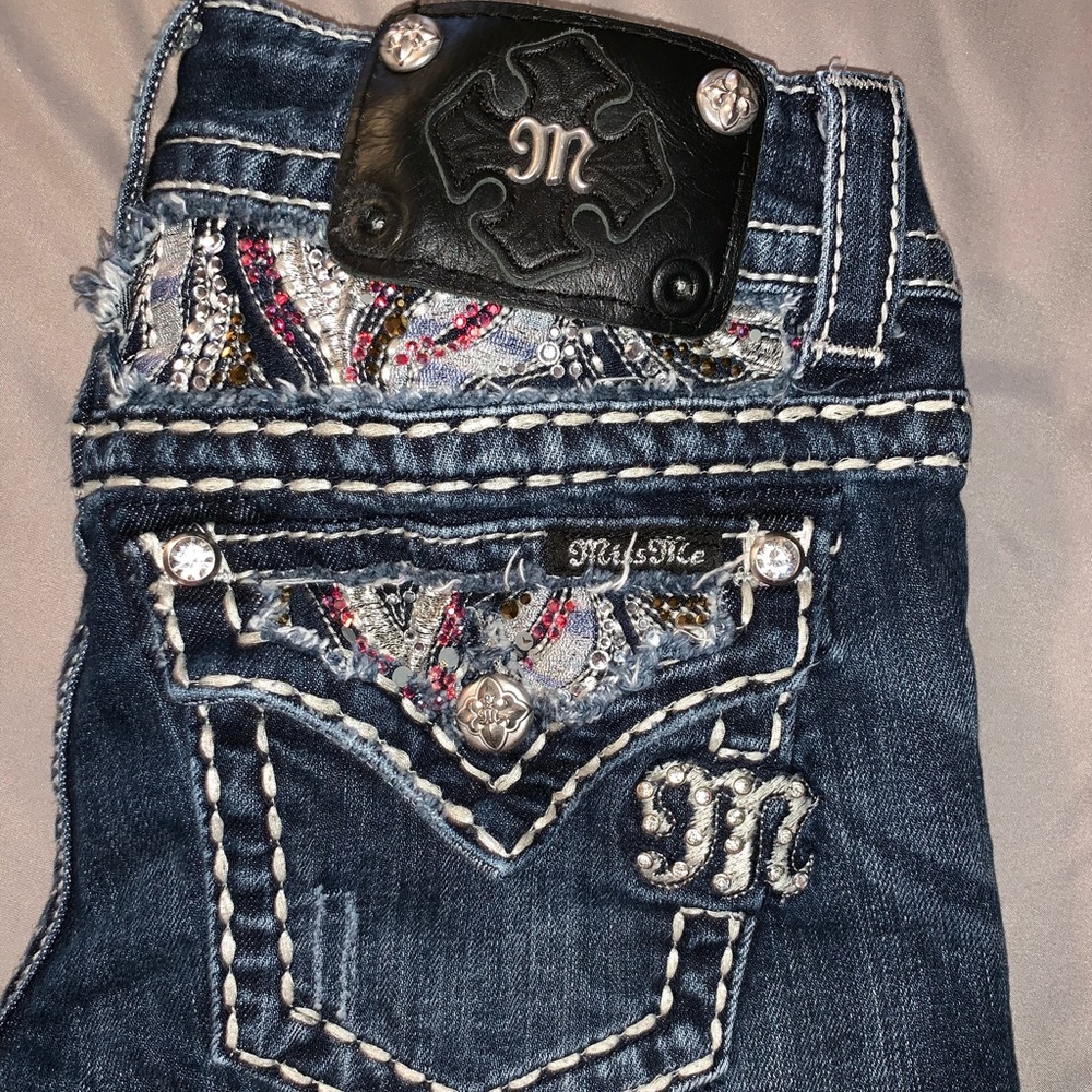 Miss Me Capris Jeans